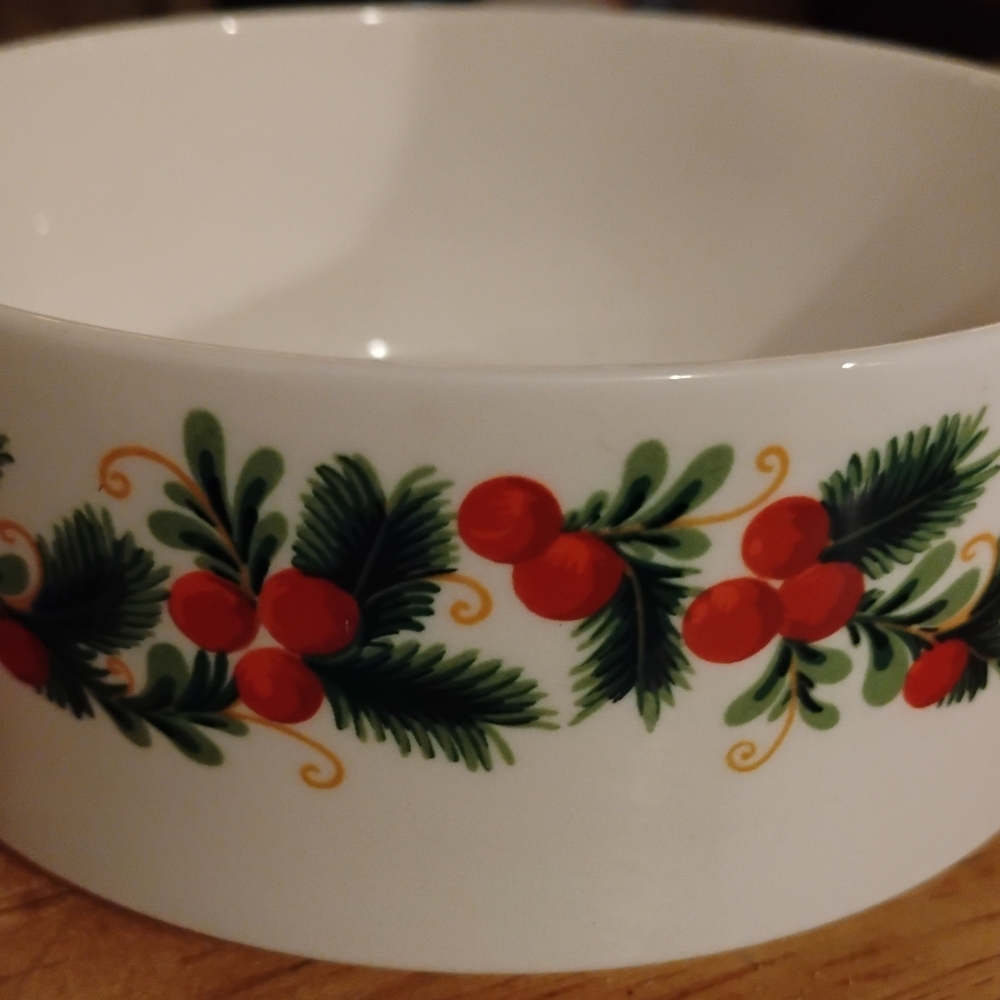 Mikasa Christmas Trinket Without Lid